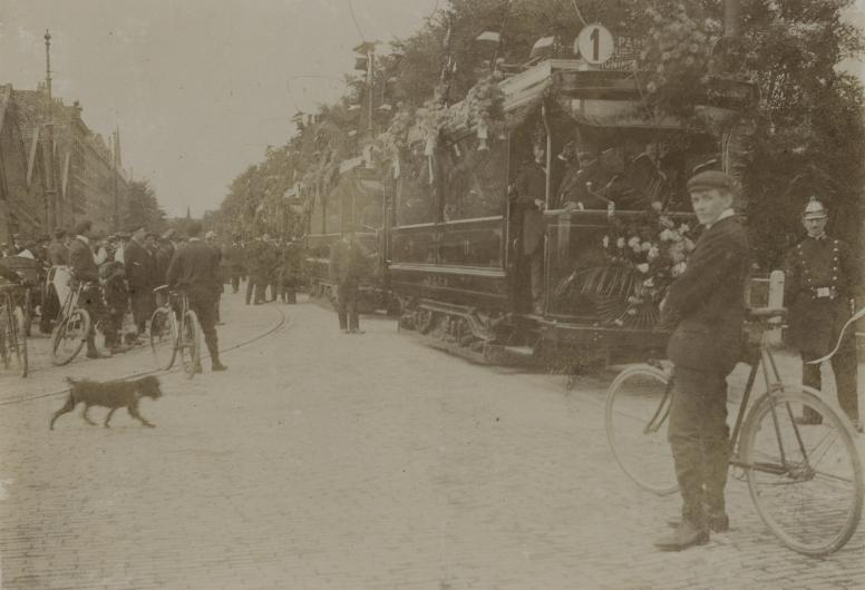 de feestelijke openingsrit van de elektrische tram van de RETM, 1905
